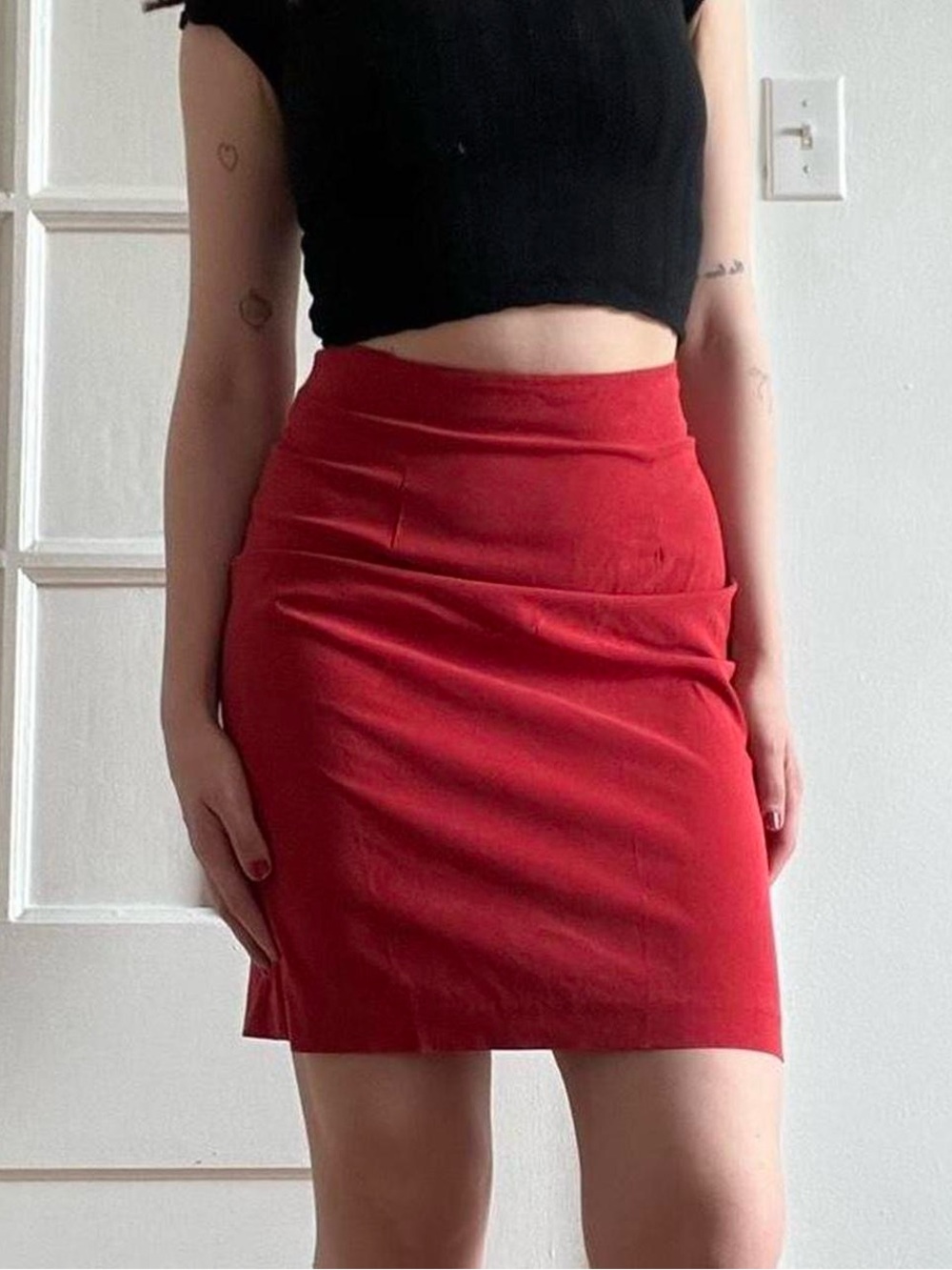 Size 4 Vintage Red Terra Nostra Skirt